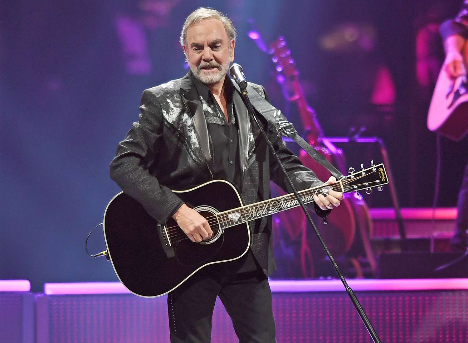 5 deep cuts from Neil Diamond you should be listening to
