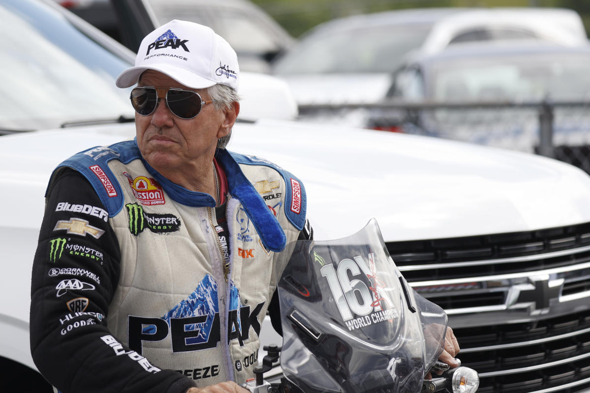 In the final all-JFR Funny Car, Prock wins the NHRA Reading Nationals…