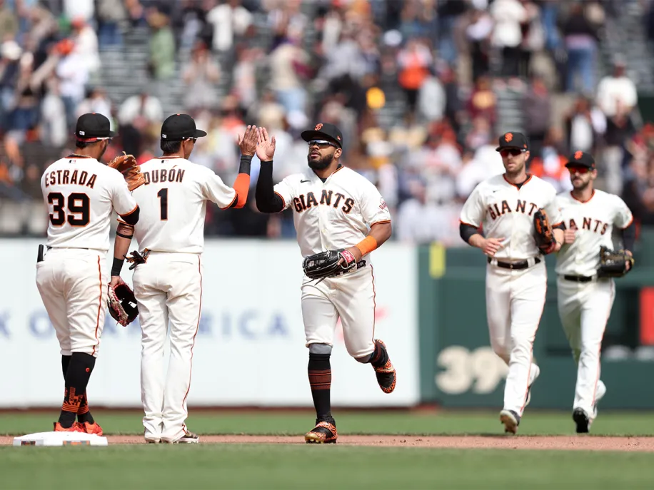 GOOD NEWS: San Francisco Giants Utilityman Acquired by…